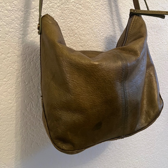 American Leather CO. Olive Green Crossbody Bag - Picture 6 of 15